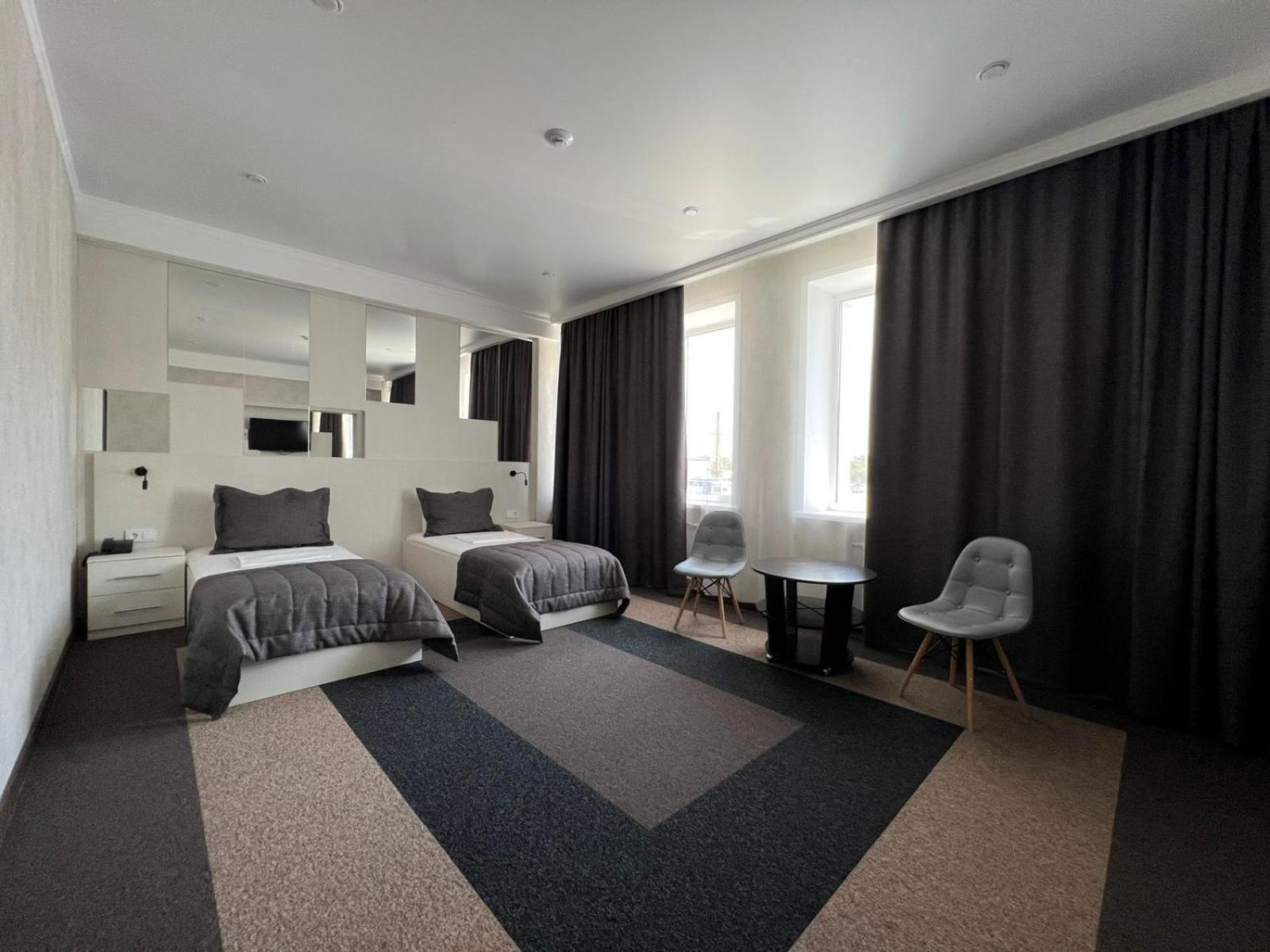 Meridian Hotel 3*