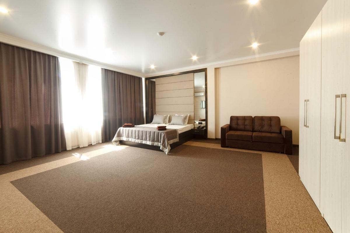 Hotel Meridian