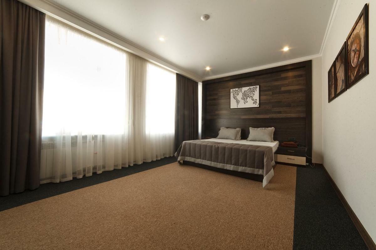 Meridian Отель 3*